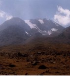 Extending all the way to the Iran-Pakistan borders, the Makran Mountains